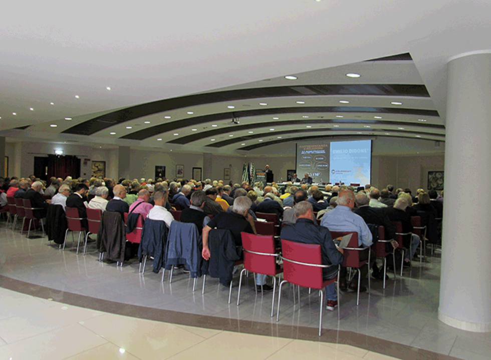 Sala plenaria a Castelnuovo del Garda il 2-3 ottobre 2019